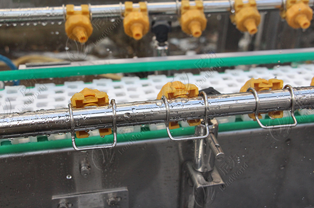 隧道式清洗機(jī)