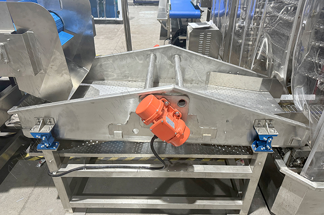 振動(dòng)瀝水機(jī)